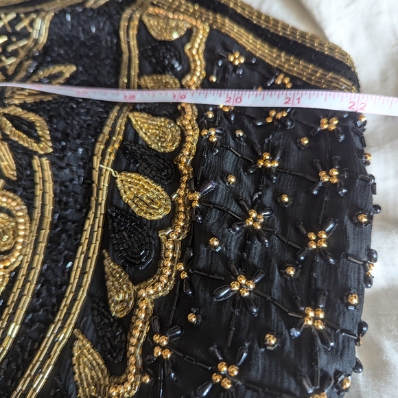 Absolutely stunning vintage hand beaded dress on silk - Size L - Picture 10 of 13